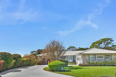 1898 SE Coronado Lane 1