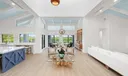 400 Palm Dr Photo