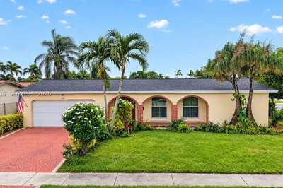8480 NW 24th Ct 1