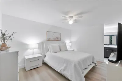 2524 NW 49th Terrace #720 1