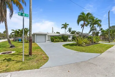 1501 NE 40th Ct 1