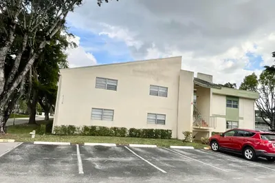 4115 NW 88TH Avenue #203 1