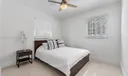 301 Hampton Ln Photo