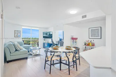 5880 Collins Ave #603 1