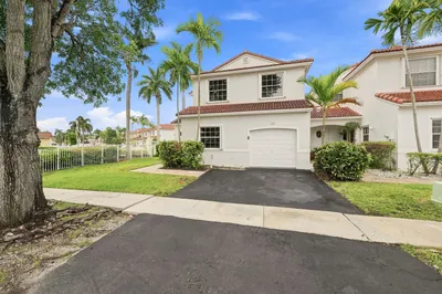 1115 SW 180th Terrace 1