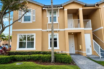 230 SE 29th Ave #1 1