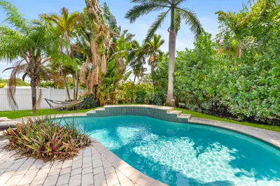 124 Bonnie Briar Lane 1
