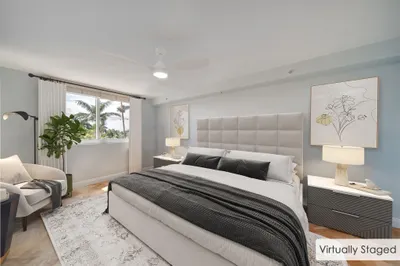 2011 N OCEAN Boulevard #302 1