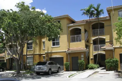 155 NW 96TH Terrace #Bldg 2 apt 302 1