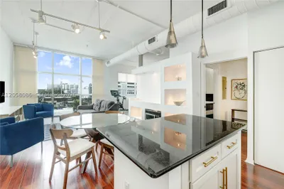 2001 Biscayne Blvd #2514 1