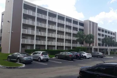 8720 Shadow Wood Boulevard #308 1