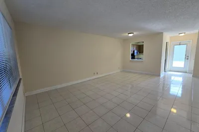 550 SE 2nd Avenue #G3 1