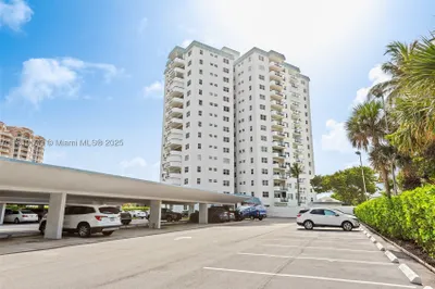 1500 S Ocean Blvd #1203 1
