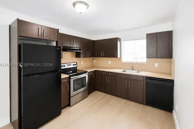 13 S Royal Poinciana Blvd #20 1