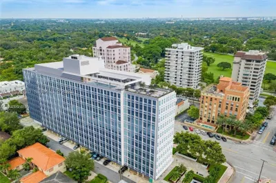 700 Biltmore Way #1008 1