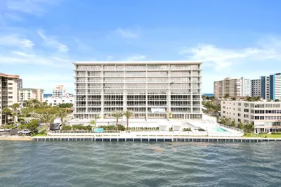 407 N Riverside Drive #605 1
