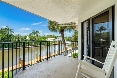 mls_BALCONY_1