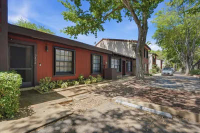 3414 Freedom Drive 1