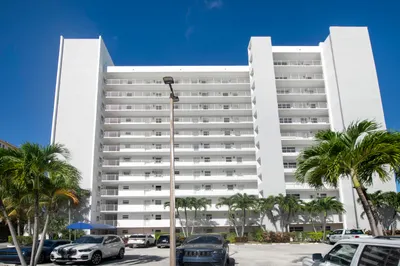 1391 S OCEAN #803 1
