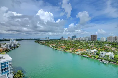 9751 E Bay Harbor Dr #PHNA-1601 1