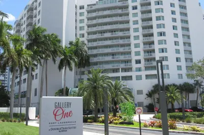 2670 E SUNRISE Boulevard #301 1