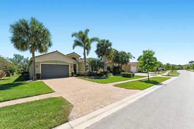 9362 Isles Cay Drive 1