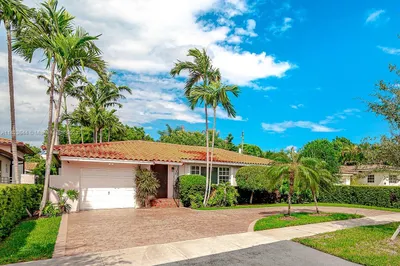 43 Malaga Ave 1