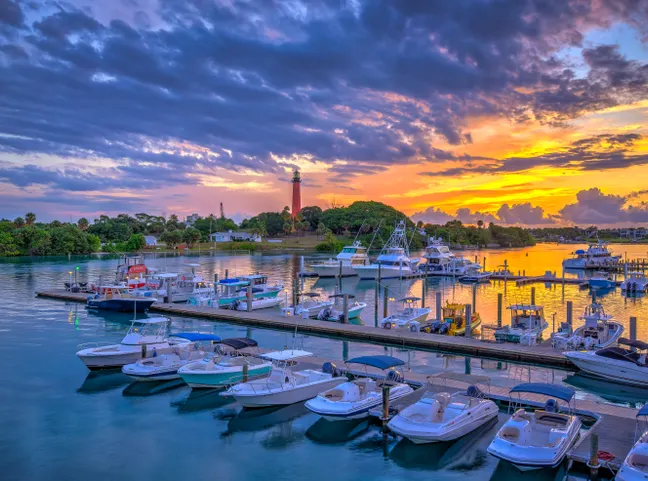 Communities with a Marina or Private Dock in North Palm Beach