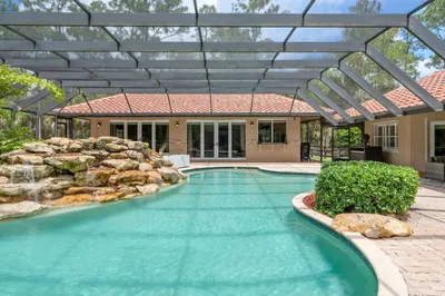 2559 Palm Deer Drive 1