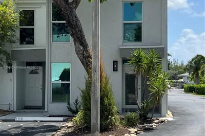 8 Coventry Way #19B 1