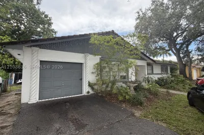 7245 SW 140th Ct 1