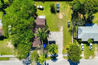 678 NW 13th St 1