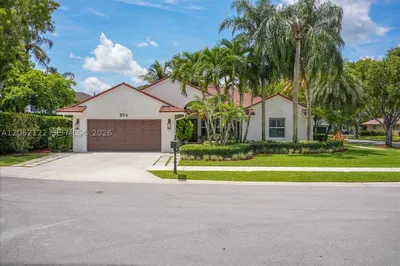 894 Spoonbill Cir 1