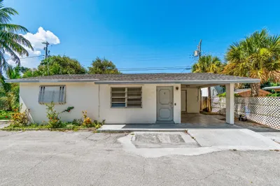 211 Sunrise Avenue #5 1