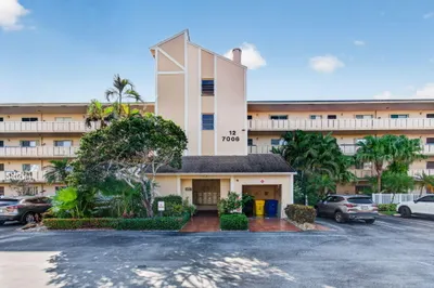7006 Huntington Lane #404 1