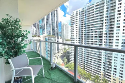 1155 Brickell Bay Dr #2006 1