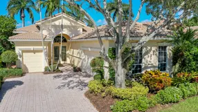Just Listed | 15 Laguna Court