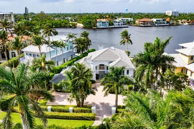 1026 Seasage Drive 1