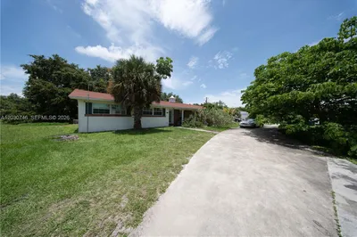 16300 NW 44th Ct 1