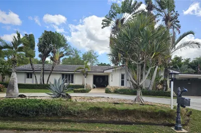 9838 SW 94th Ter 1