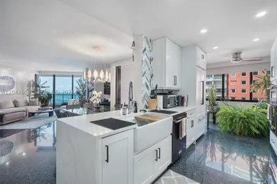 1581 Brickell Ave #1805 1