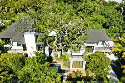 1613 Brickell Drive 1