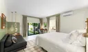925 Stillwater Dr #. Photo