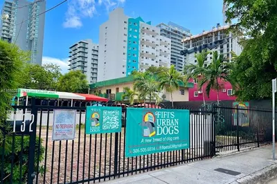 132 SW 9th Street 1