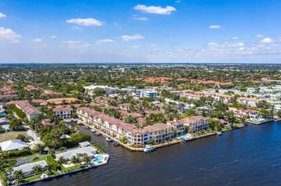 3018 Waterside Circle 1