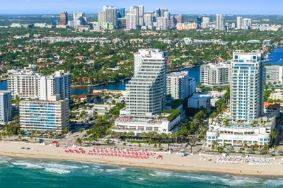 3101 Bayshore Drive #2105 1