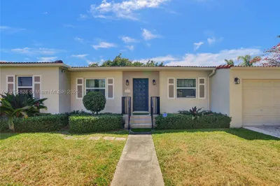 3030 SW 14th St 1