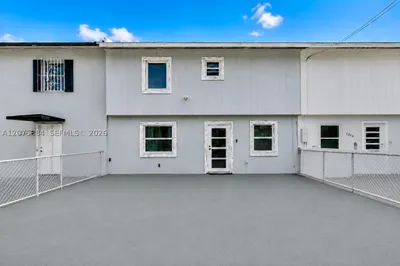19137 NW 47th Ave 1