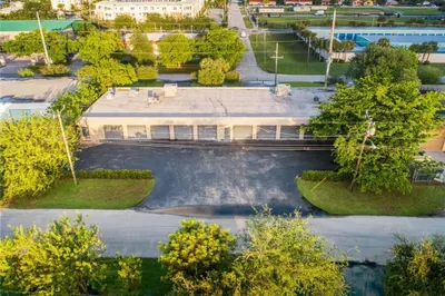 800 SW 15th Avenue 1