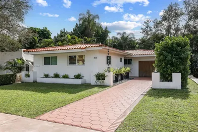 808 Catalina Pl 1